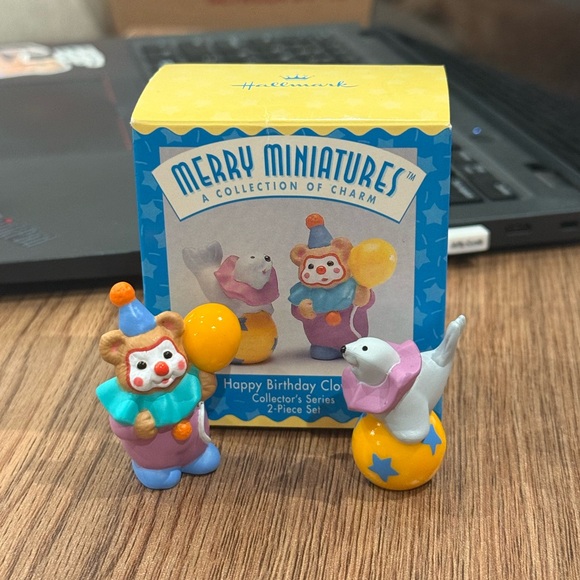Hallmark Merry Miniatures Happy Birthday Clowns Set NWT - Picture 2 of 5